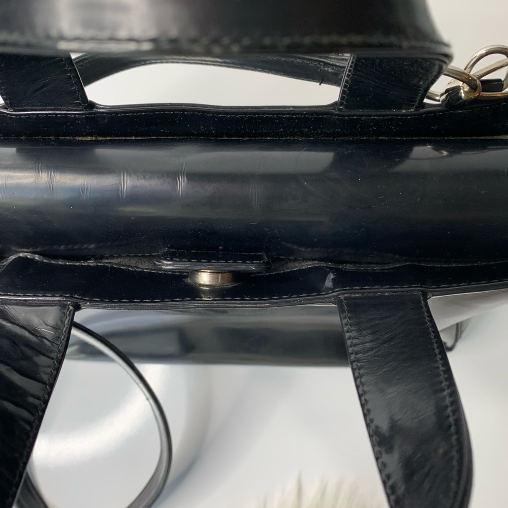 Vintage Gucci Patent 2 Way Bag Double Strap Handle - Picture 7 of 8